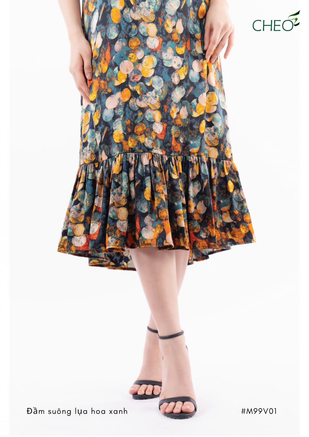 ĐẦM SUÔNG LỤA HOA XANH
