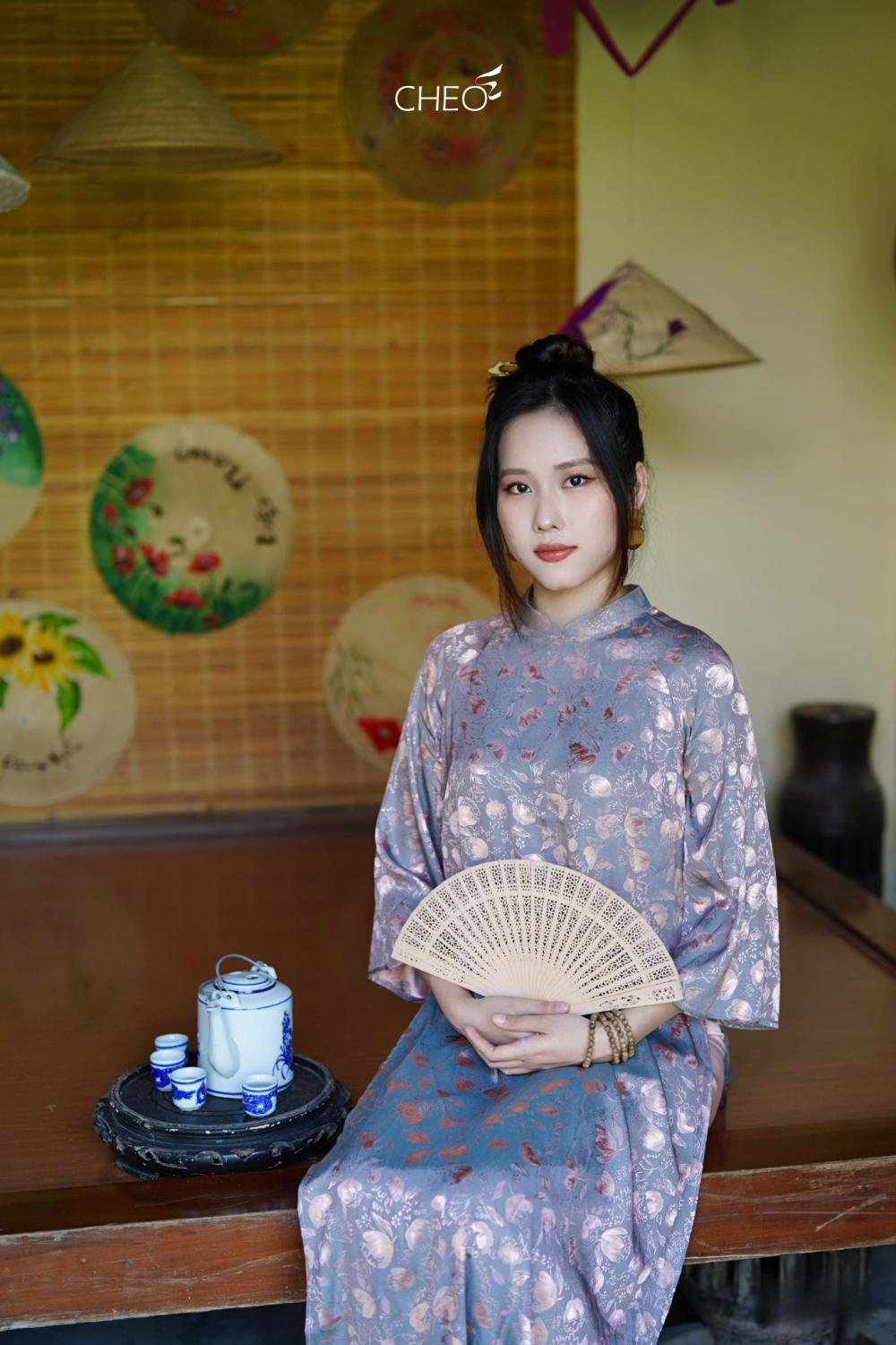 Áo dài lụa Tím hoa nhí