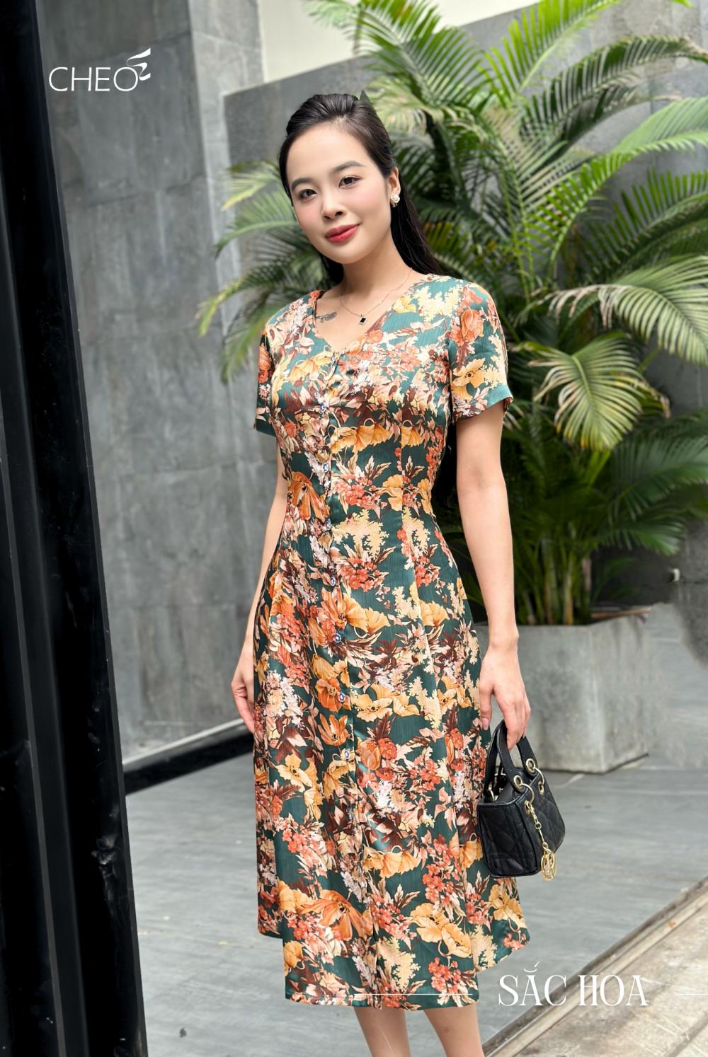 Đầm 7 mảnh tơ hoa vàng
