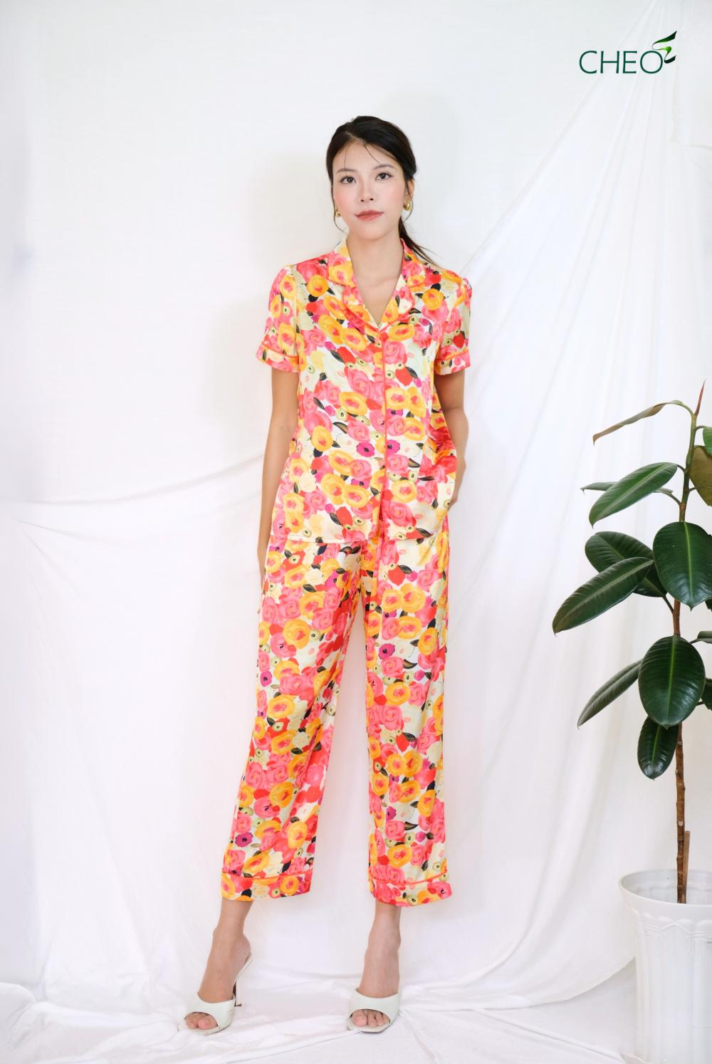 Bộ đồ ngủ Hoa Vàng cam