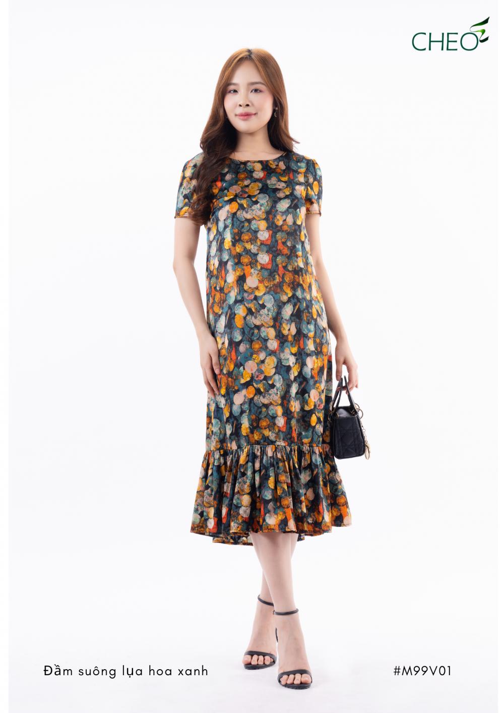 ĐẦM SUÔNG LỤA HOA XANH