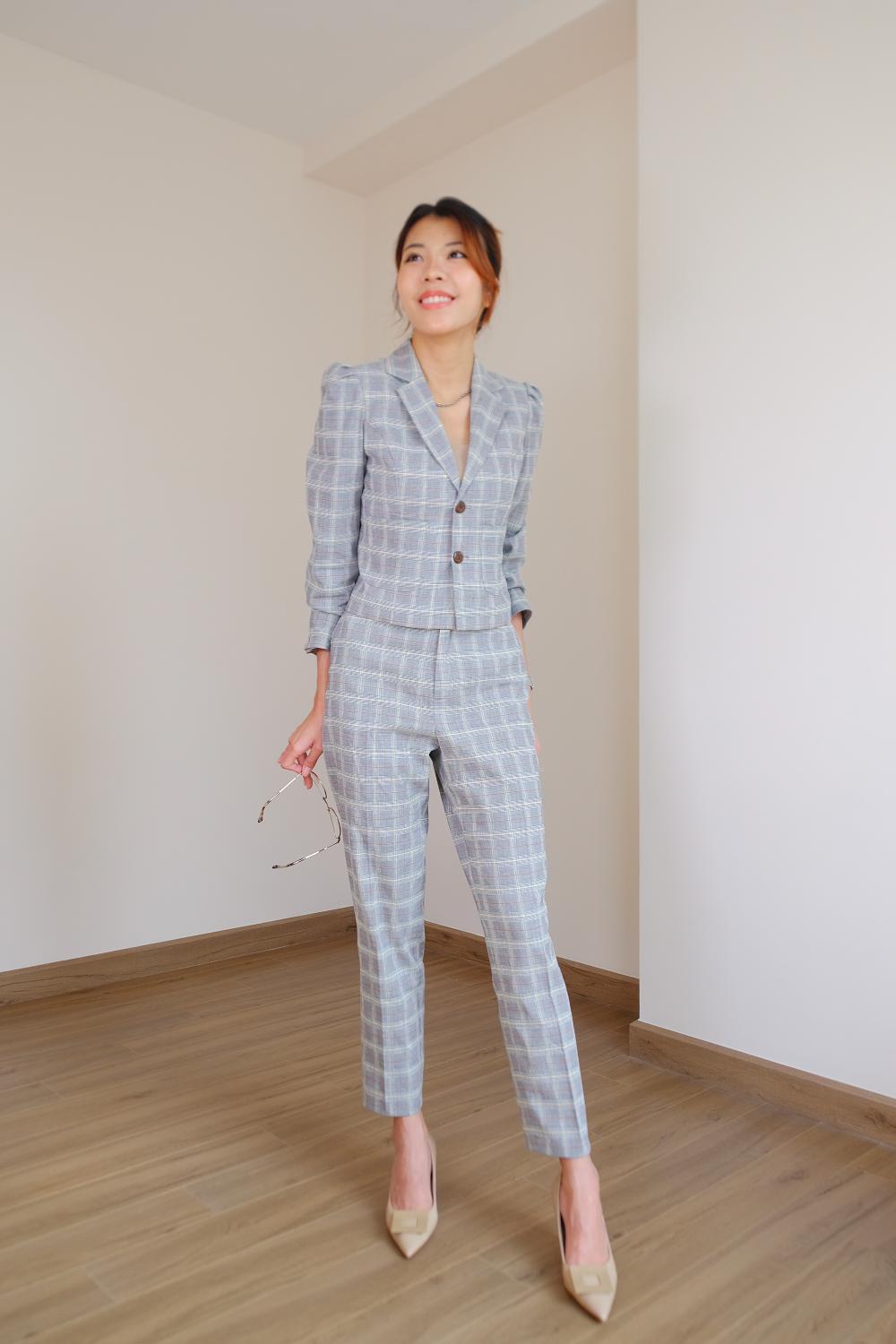 Bộ Vest Kẻ Caro Xám