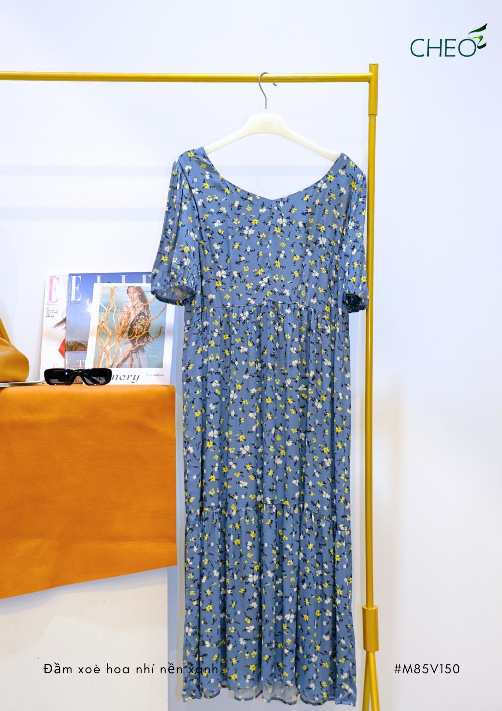 Đầm xoè hoa nhí nền xanh  